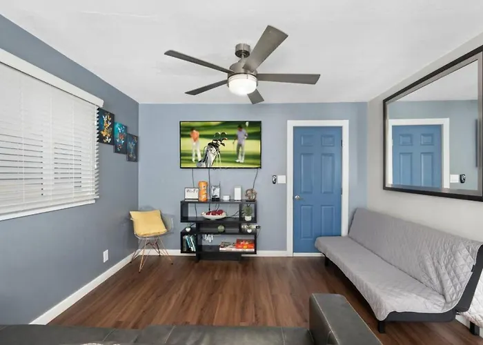 Casita Unit C * Phoenix